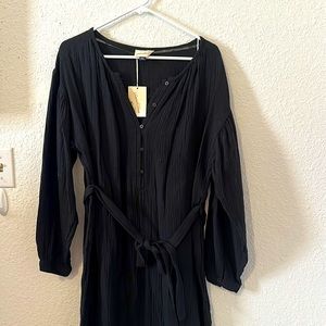 Universal Threads Black Linen Dress Size LG